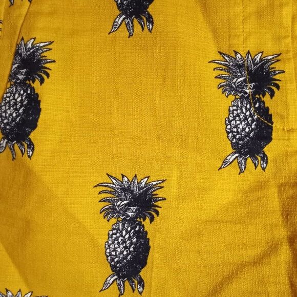 Ann Taylor Shorts Womens Size 8 Gold Pineapple Print Hawaiian Beach Vacation - Picture 5 of 6